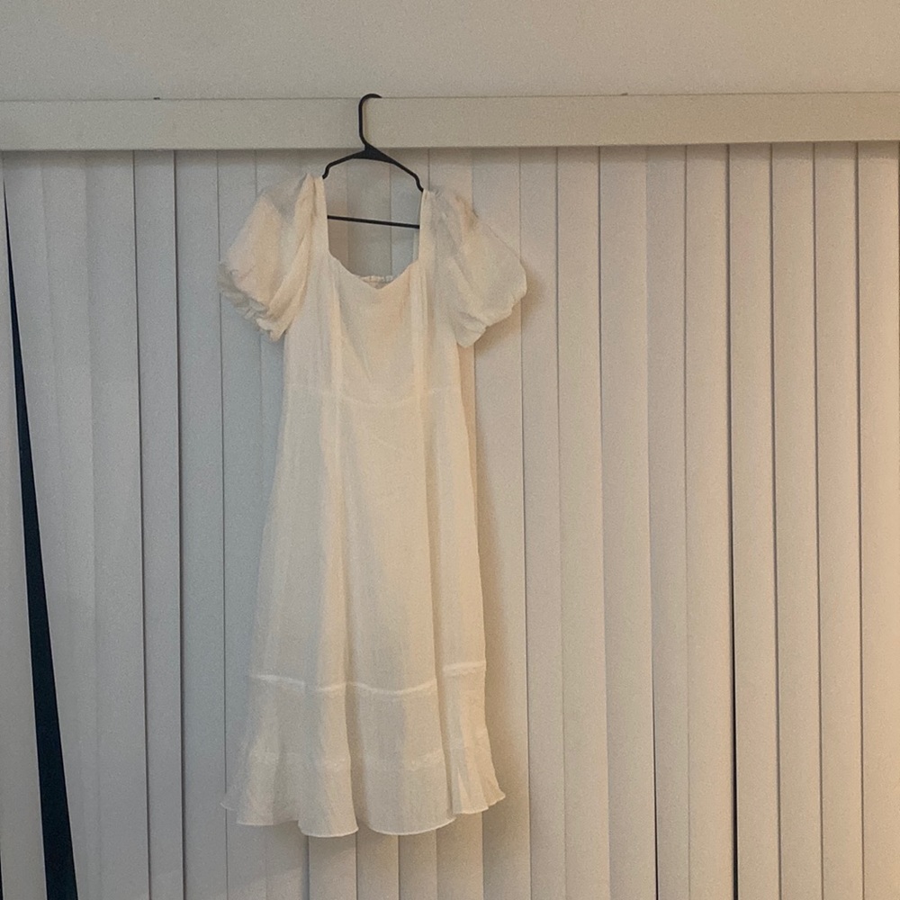 J.ING white puff sleeve midi dress
